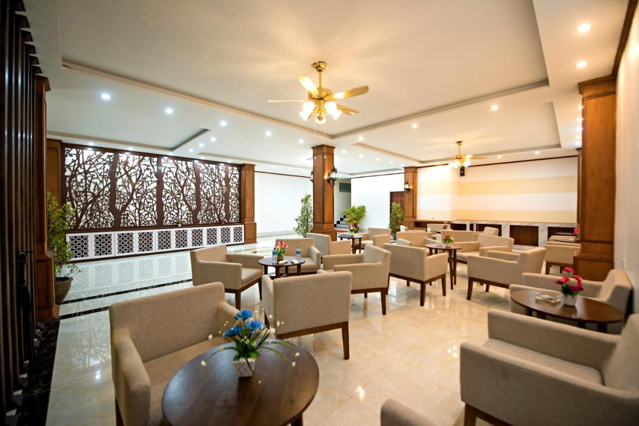 Premier Vang Vieng Hotel Dış mekan fotoğraf